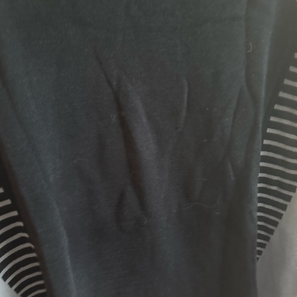 Geometric sweater - Picture 3 of 5